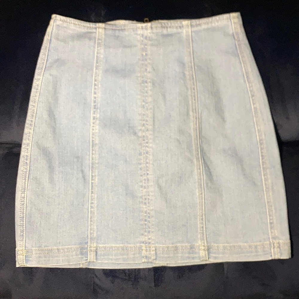 This two beautiful items come together. Great for the summer vibe.